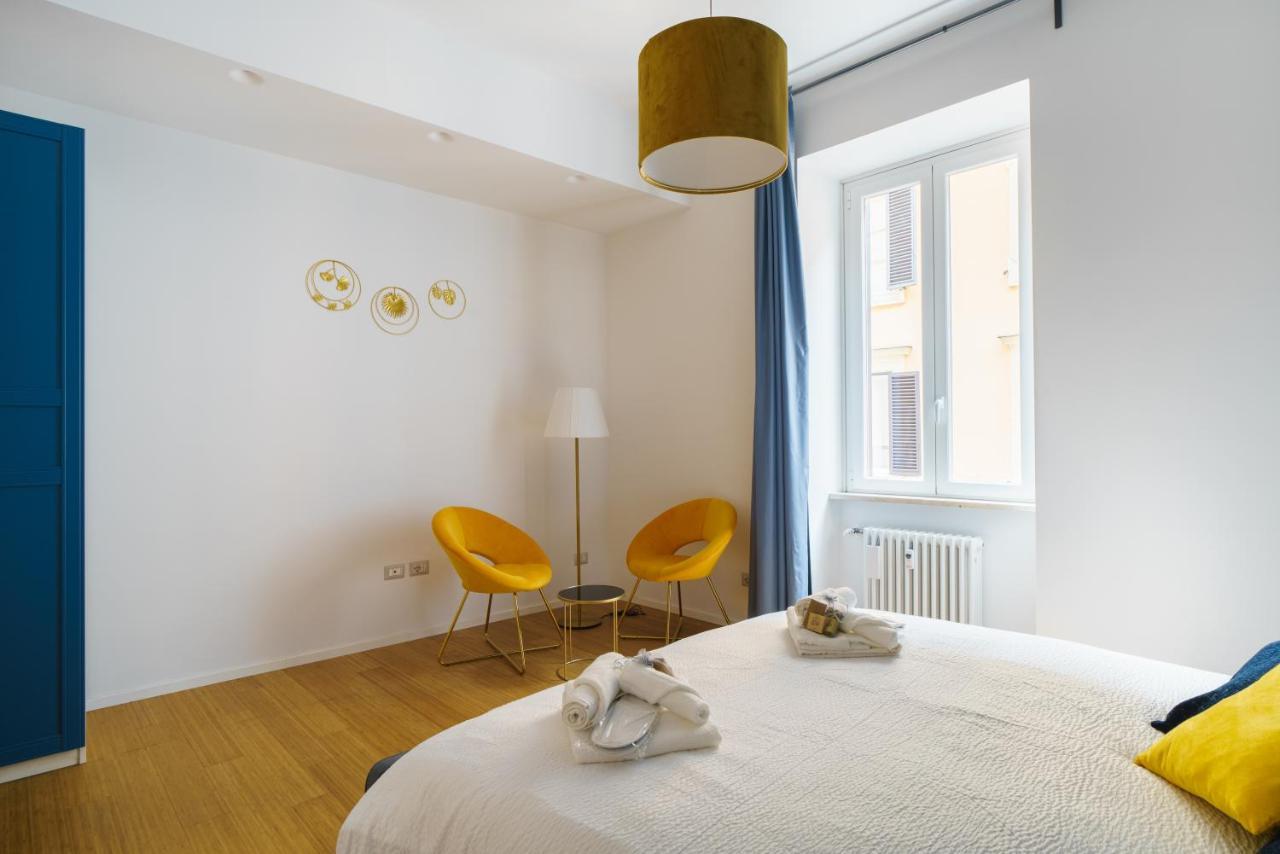 רומא Dreamynest Quattro Cantoni - 2 Bdr Vicino Il Colosseo מראה חיצוני תמונה