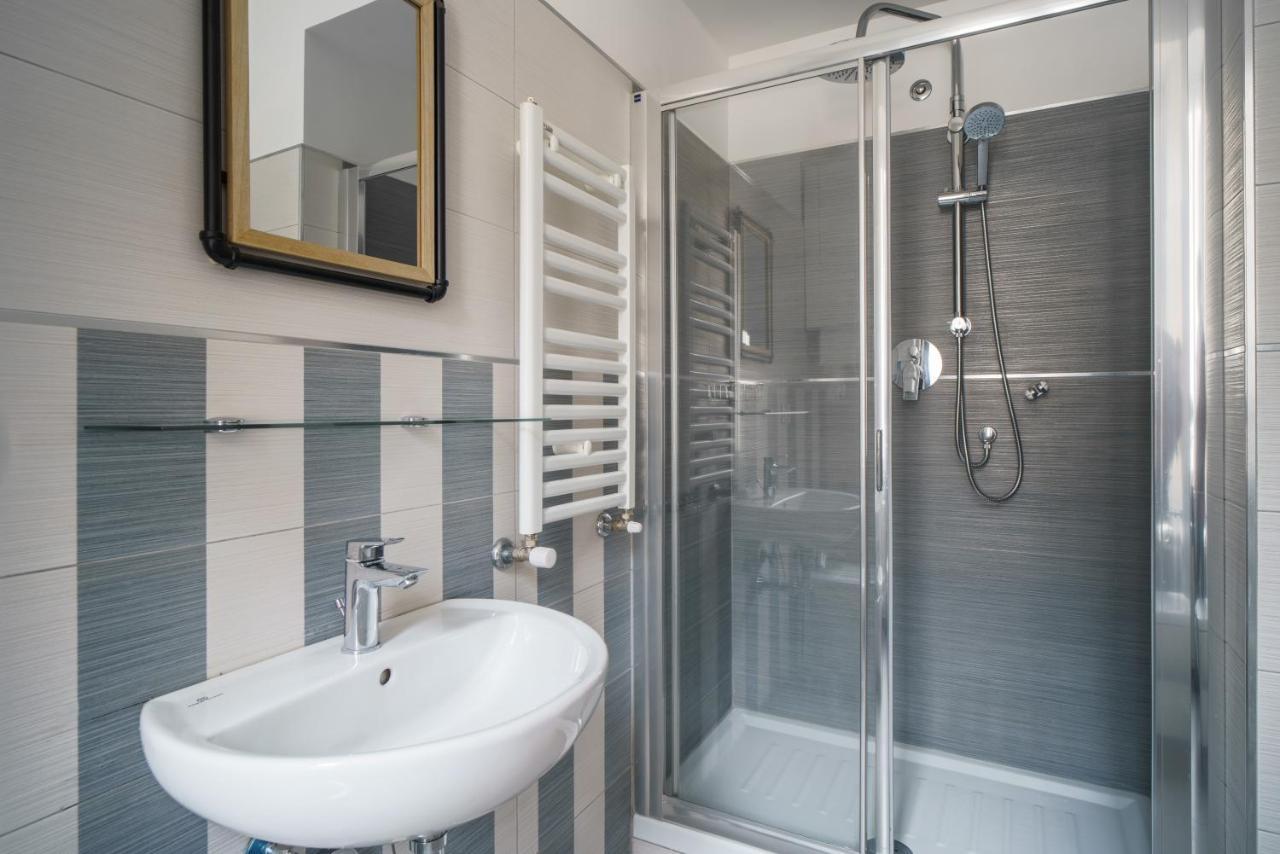 רומא Dreamynest Quattro Cantoni - 2 Bdr Vicino Il Colosseo מראה חיצוני תמונה