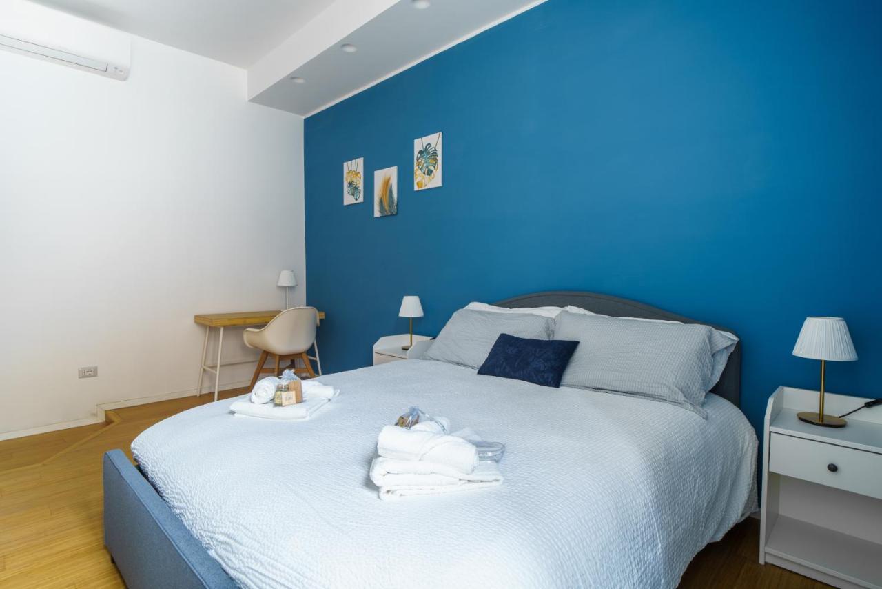 רומא Dreamynest Quattro Cantoni - 2 Bdr Vicino Il Colosseo מראה חיצוני תמונה